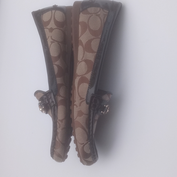 056 Coach loafers. Size 8B - Picture 5 of 10